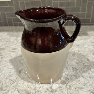 RARE FIND~VINTAGE~STONEWARE~POTTERY PITCHER~NATURAL & BROWN~GREAT CONDITION~G12